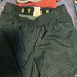 Gym shark sport short 2 in 1 7in Hoya green size medium